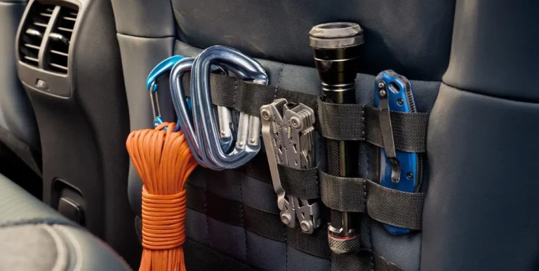 ford-bronco-sport-2024-suv-todoterreno-molle-bolsa-correa-cierre