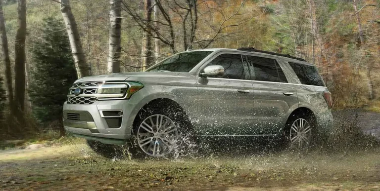 ford-expedition-2024-camioneta-suv-motor-ecoboost-400-caballos-fuerza