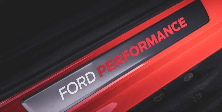 ford-ranger-raptor-2024-camioneta-pickup-4x4-graficos-performance