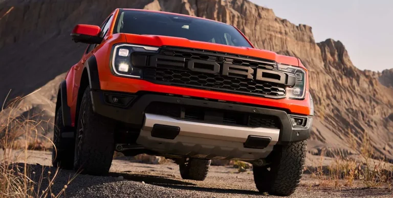 ford-ranger-raptor-2024-pickup-4x4-diseno-faros-parrilla-desierto